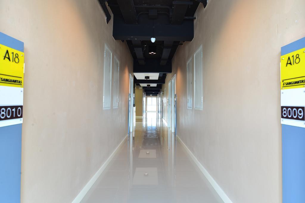 Hotel A18 Nonthaburi Exteriér fotografie